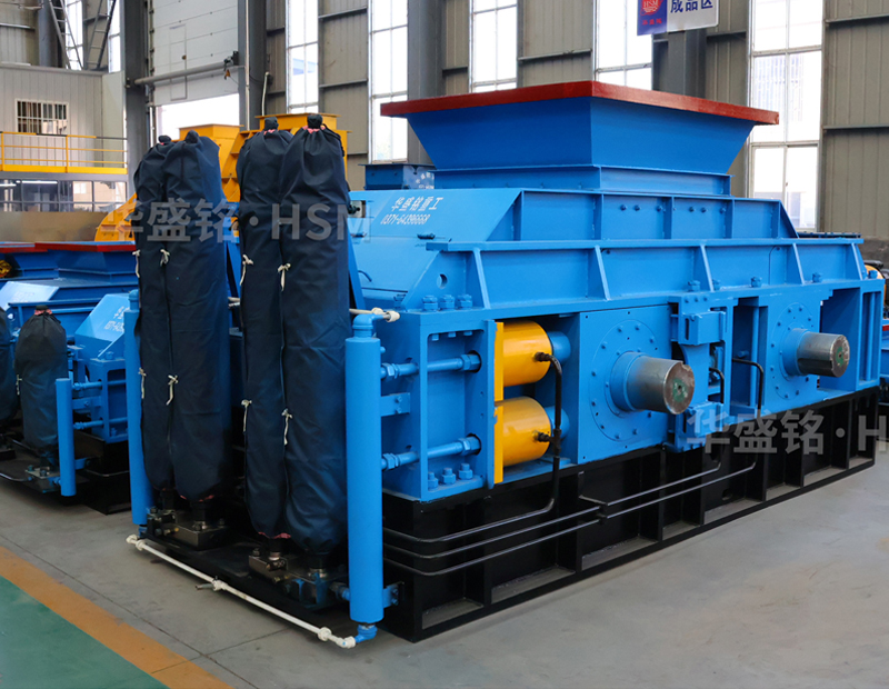 12.13石子制砂用時(shí)產(chǎn)300噸對(duì)輥制砂設(shè)備價(jià)格多少？