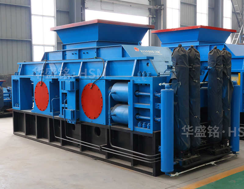 沙場用大型全液壓對輥制砂機(jī)多少錢一臺？