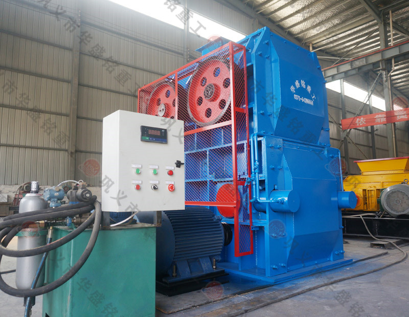 四輥破碎機接連發(fā)貨，華盛銘忙忙碌碌