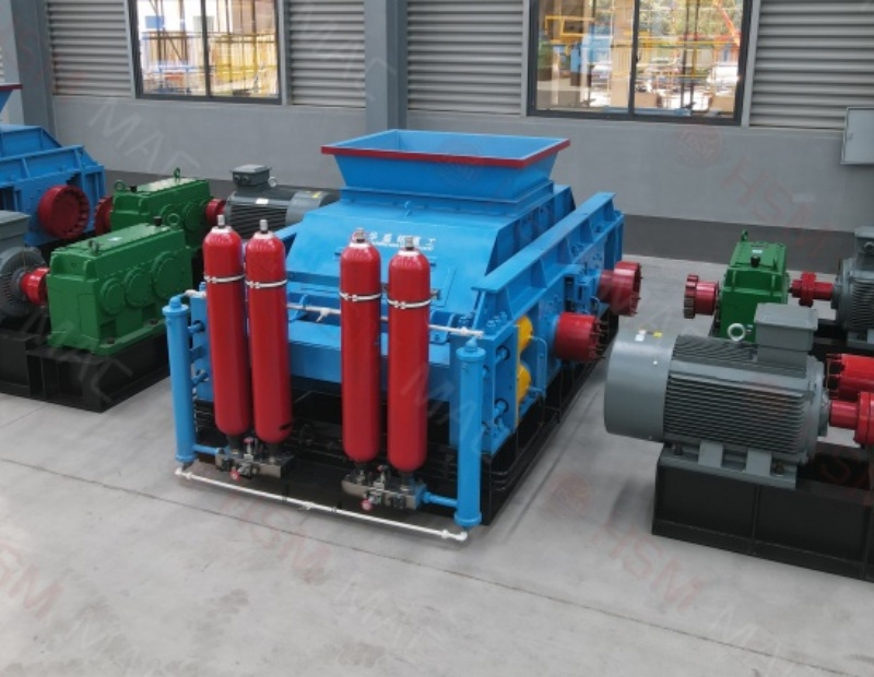 水淬渣對(duì)輥破碎機(jī)